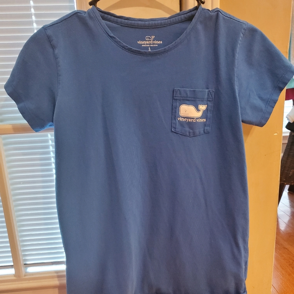 Vinyard vines tee shirt